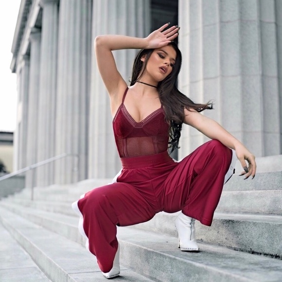 🚫SOLD🚫‘The Dita’ burgundy fishnet bodysuit - Picture 4 of 11